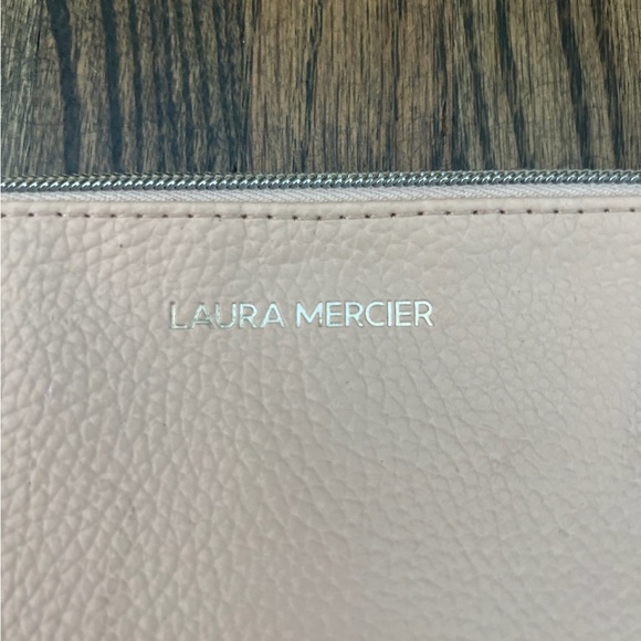 Laura Mercier cream make up bag - Picture 2 of 6